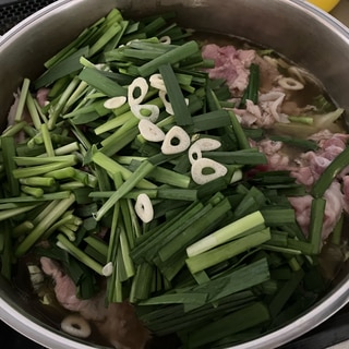 【玉ねぎ麹で】春キャベツ豚こま鍋